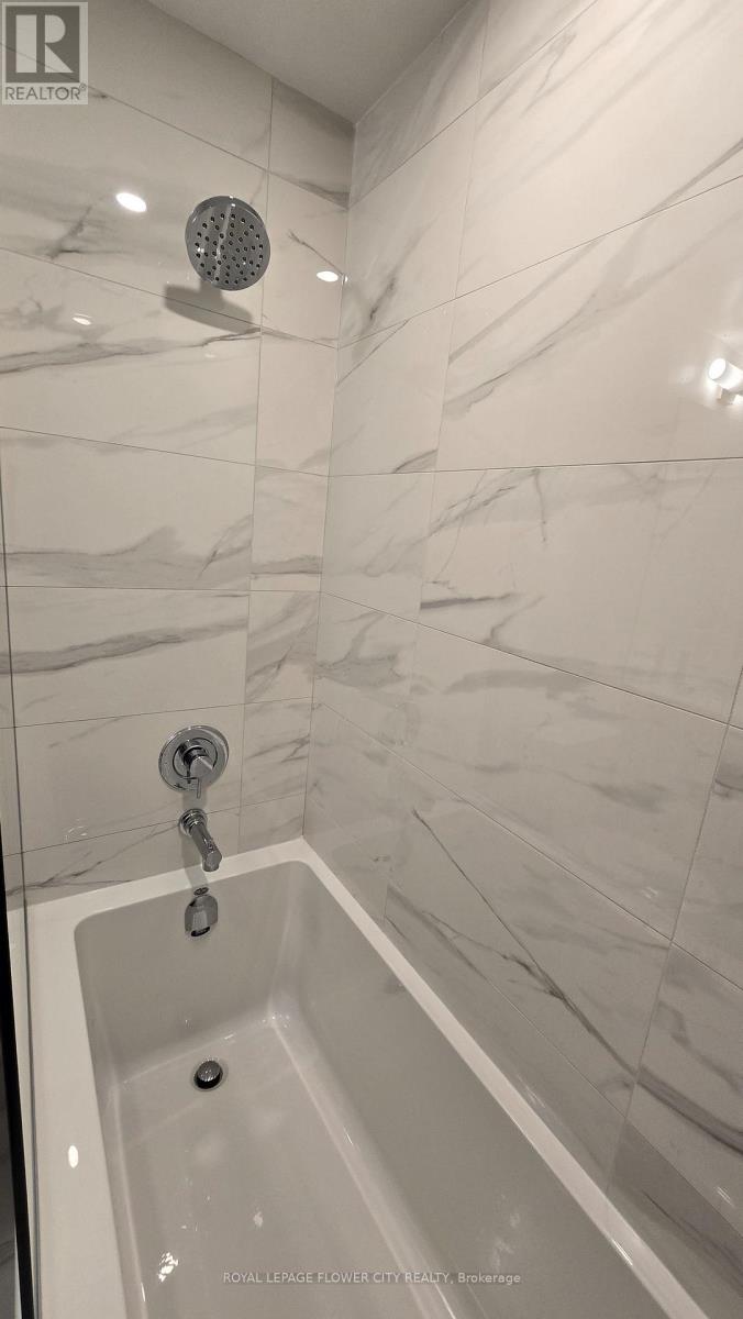 1915 - 180 Front Street E, Toronto, Ontario  M5A 0A9 - Photo 9 - C13003246