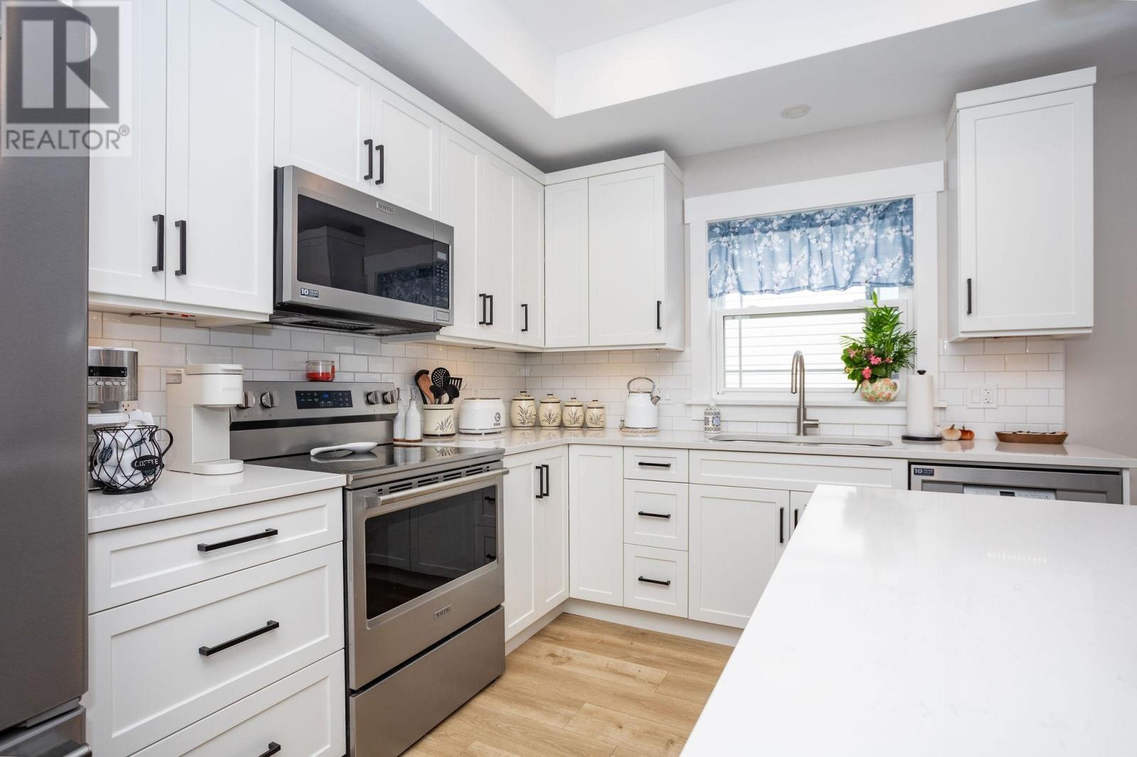 28 Emily Drive, Charlottetown, Prince Edward Island  C1C 0S5 - Photo 15 - 202607839