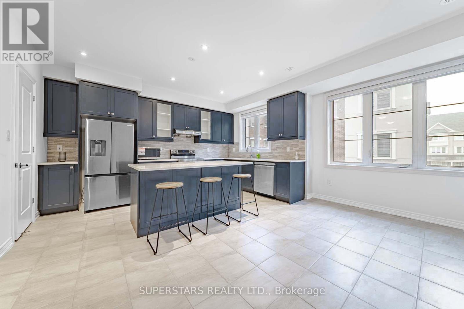 27 Bruce Boyd Drive, Markham, Ontario  L6B 1R3 - Photo 4 - N13013584