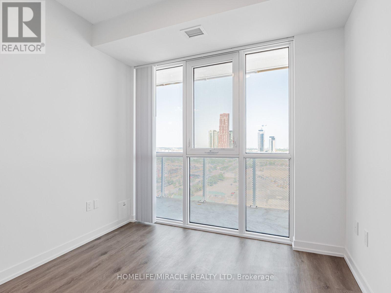 2009 - 28 Interchange Way, Vaughan, Ontario  L4K 0P8 - Photo 8 - N13013596