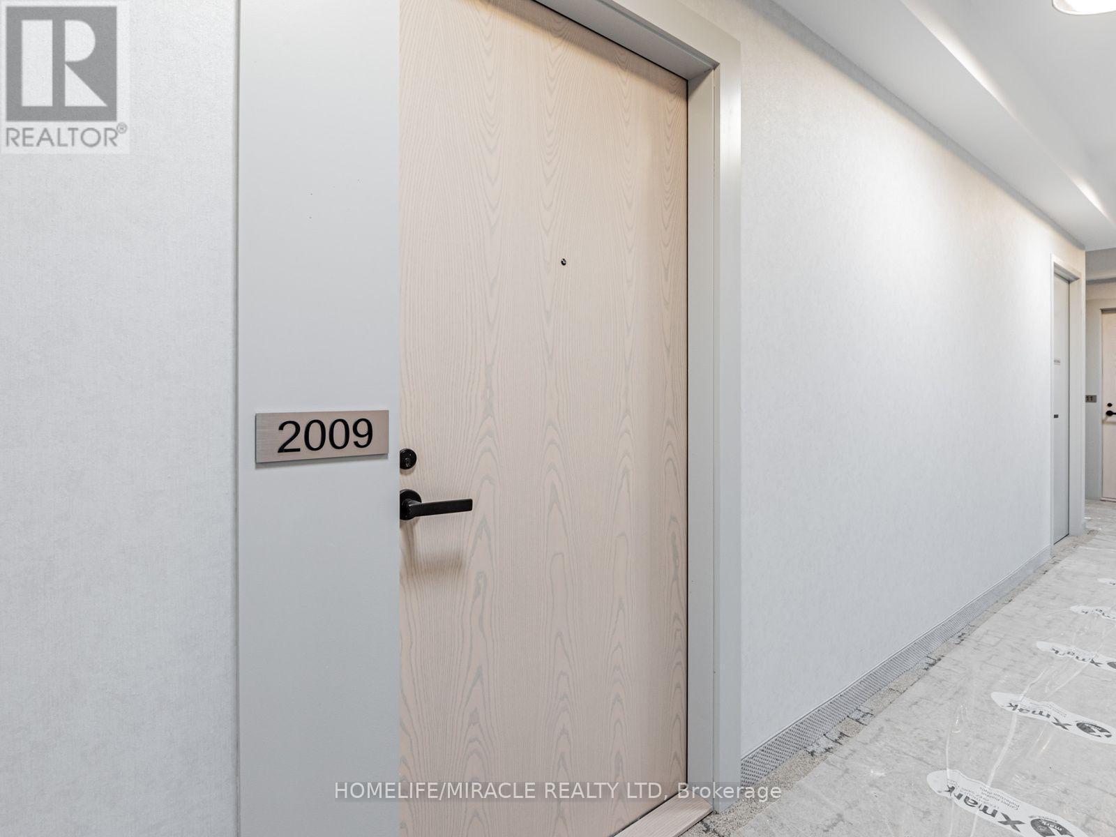 2009 - 28 Interchange Way, Vaughan, Ontario  L4K 0P8 - Photo 9 - N13013596