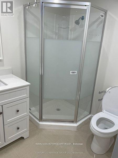 Basement Unit #2 - 37 Crystal Drive N, Richmond Hill, Ontario  L4C 7Y5 - Photo 8 - N13013688