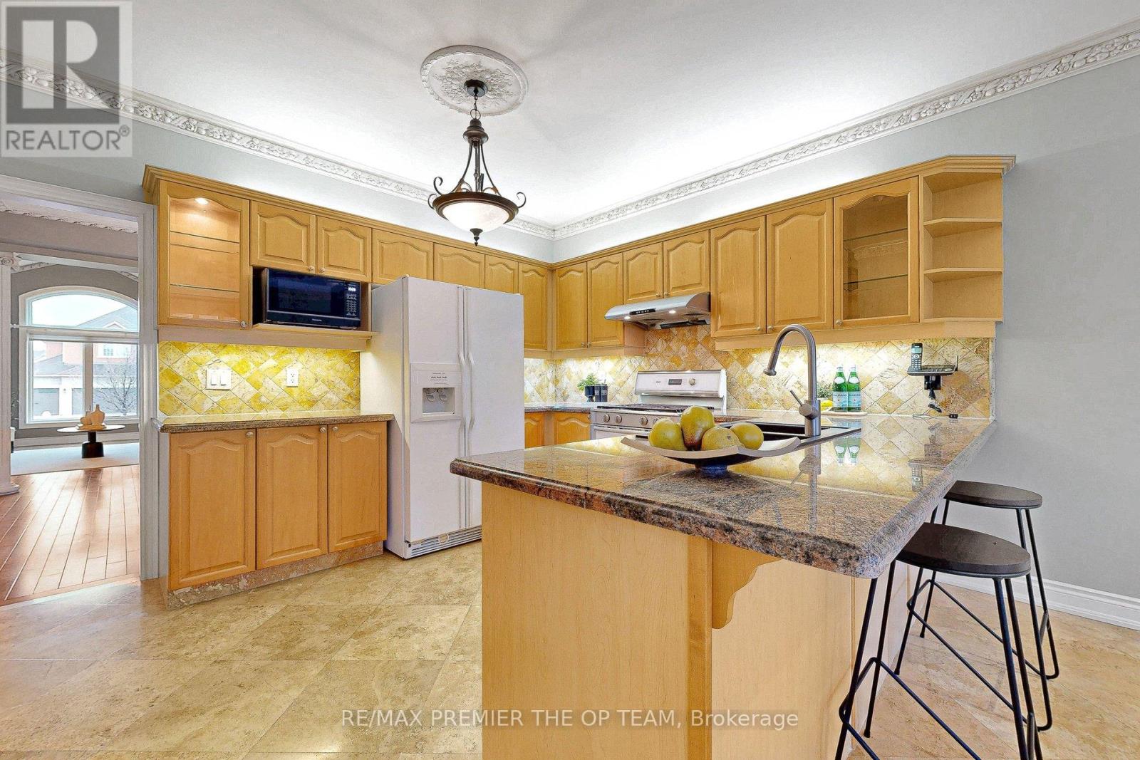 165 Novaview Crescent, Vaughan, Ontario  L4L 9L8 - Photo 21 - N13013748