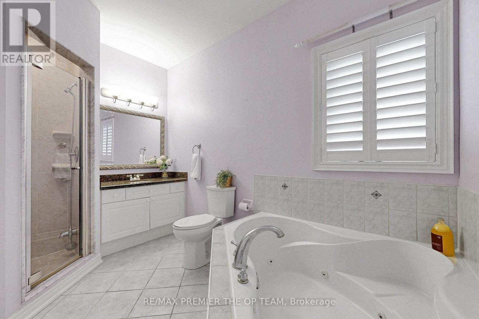 165 Novaview Crescent, Vaughan, Ontario  L4L 9L8 - Photo 32 - N13013748