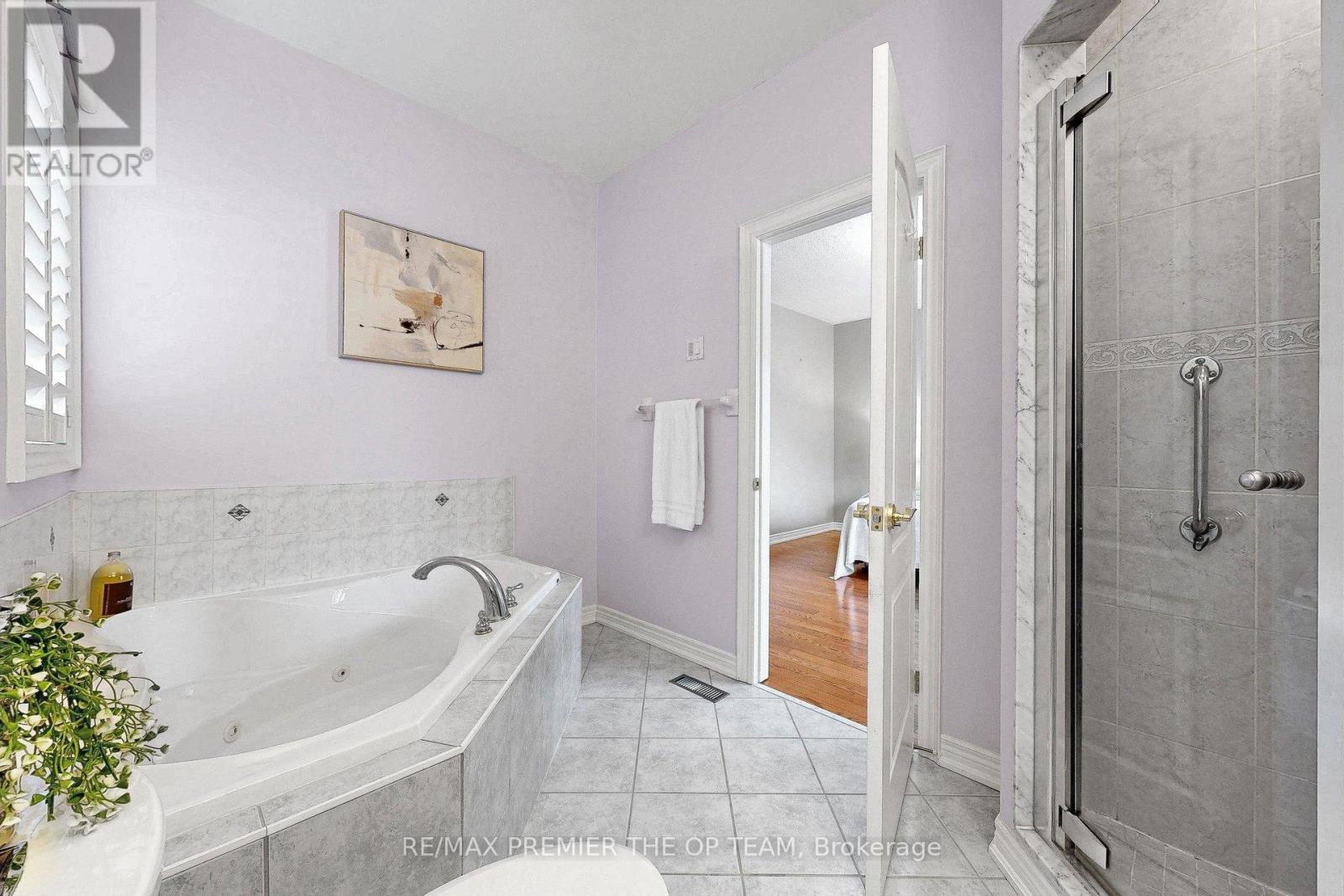 165 Novaview Crescent, Vaughan, Ontario  L4L 9L8 - Photo 33 - N13013748
