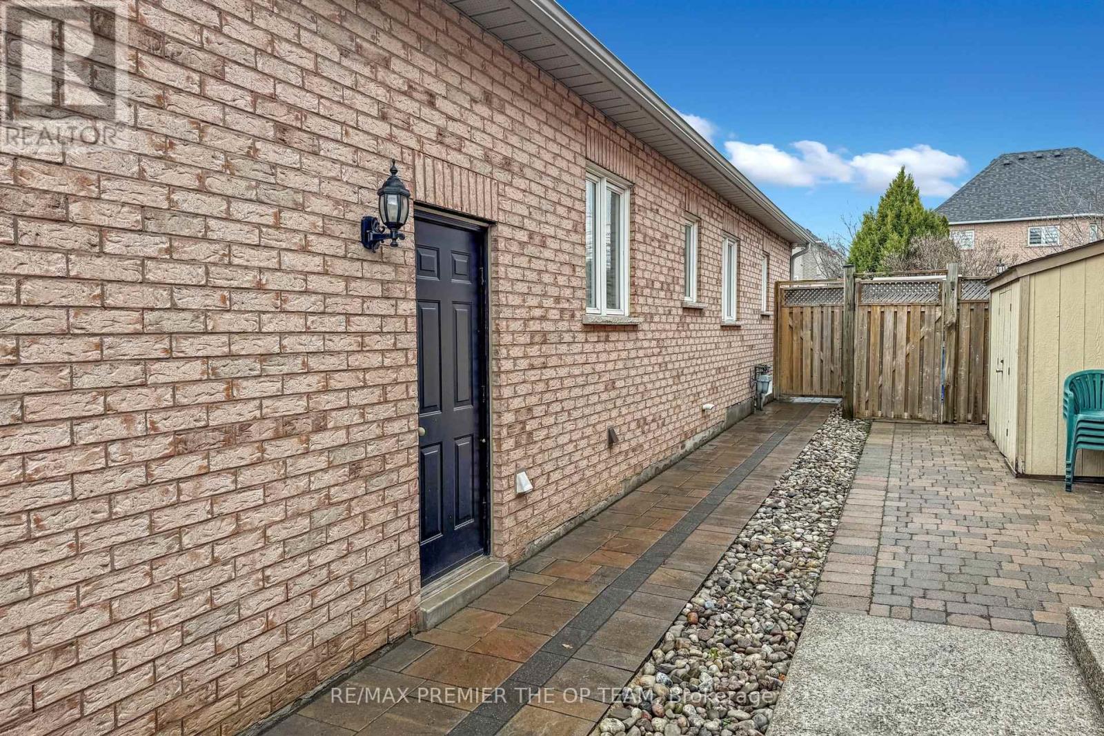 165 Novaview Crescent, Vaughan, Ontario  L4L 9L8 - Photo 45 - N13013748