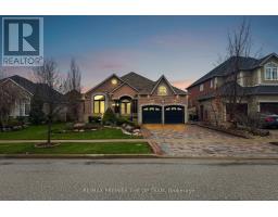 165 NOVAVIEW CRESCENT, Vaughan, Ontario