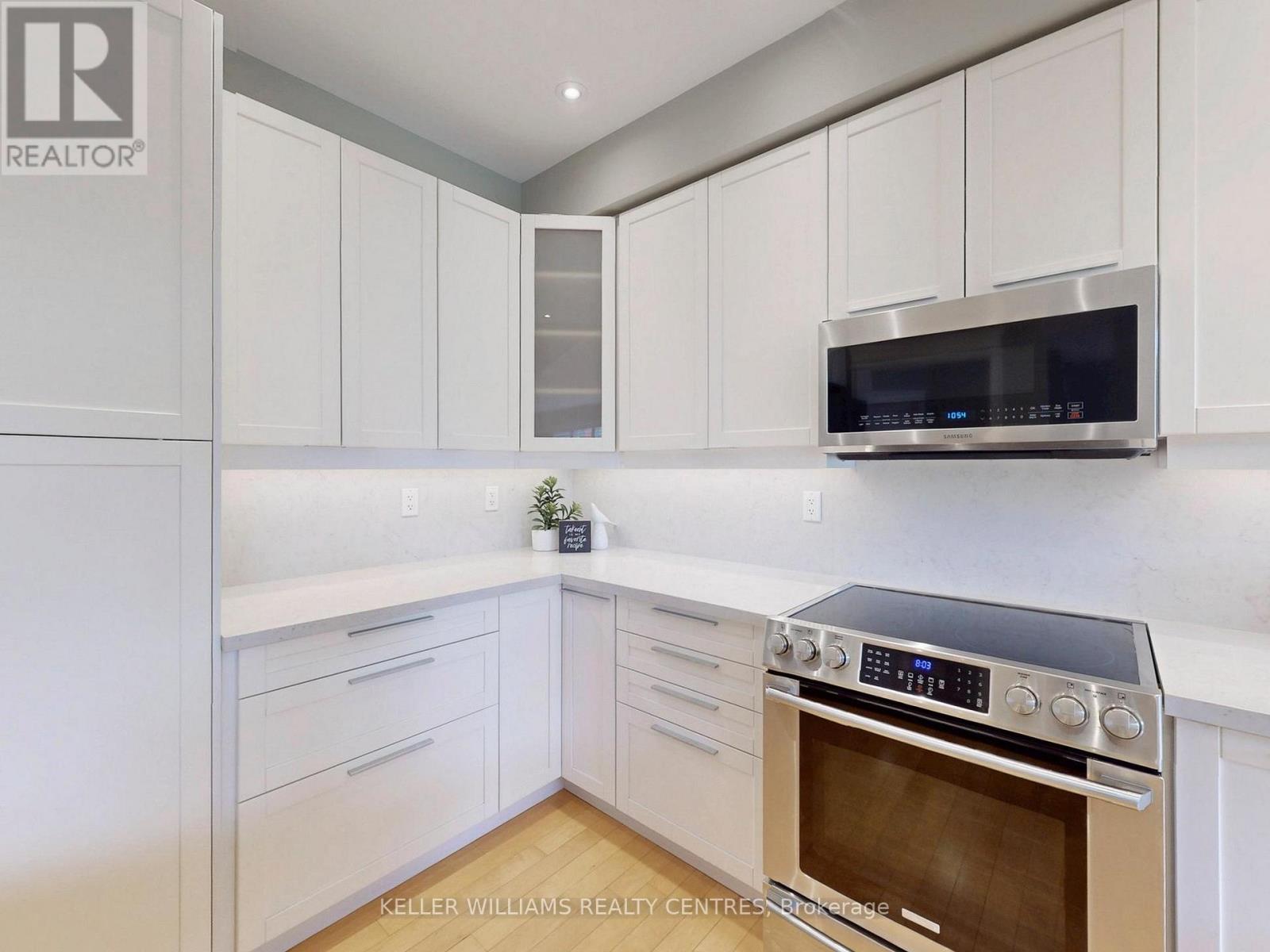 29 Tucker Court, Aurora, Ontario  L4G 7T2 - Photo 15 - N13013756