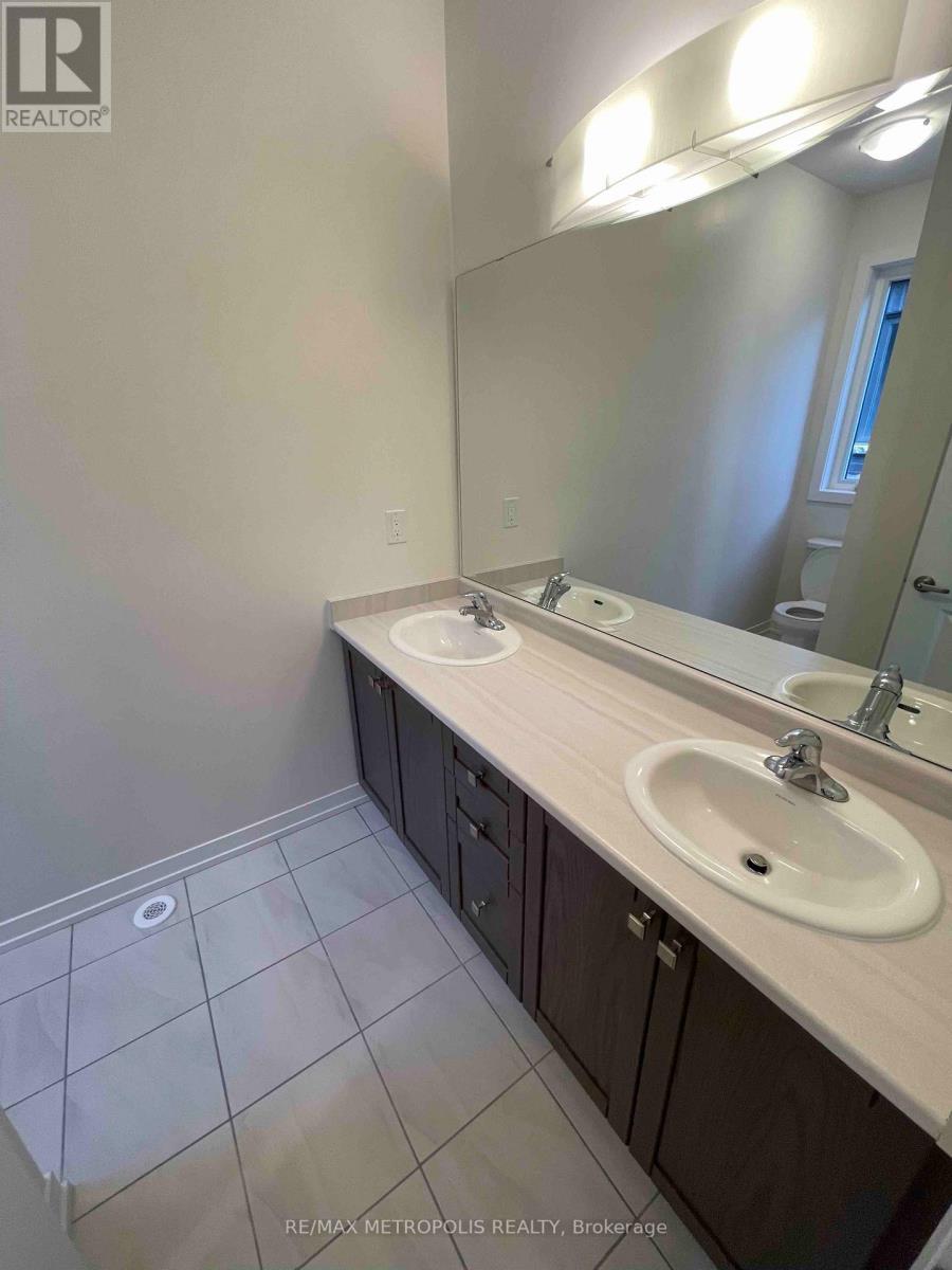 76 Riley Reed Lane, Richmond Hill, Ontario  L4S 1N5 - Photo 11 - N13013764