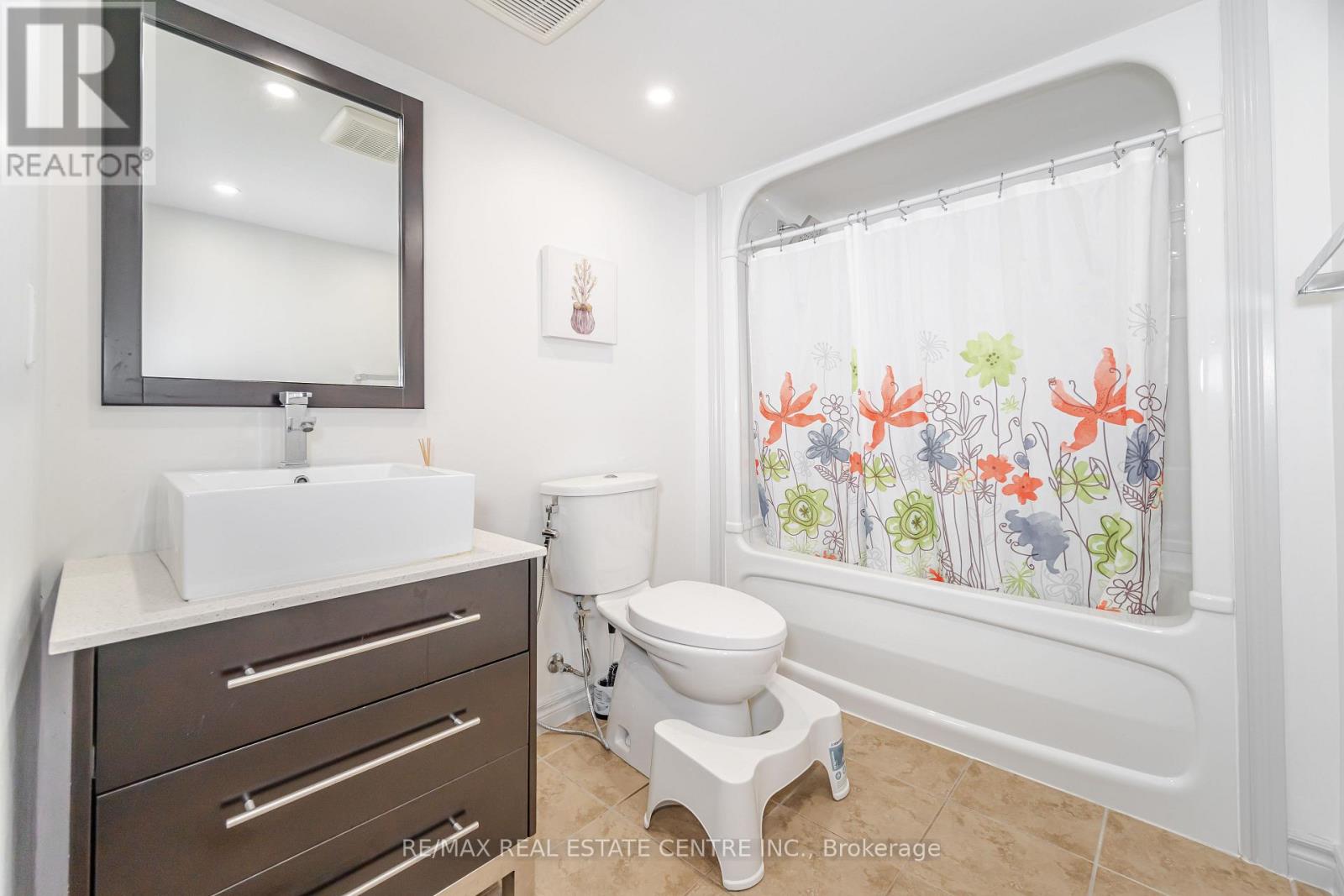 39 Stoneham Street, New Tecumseth, Ontario  L9R 2E6 - Photo 44 - N13013834