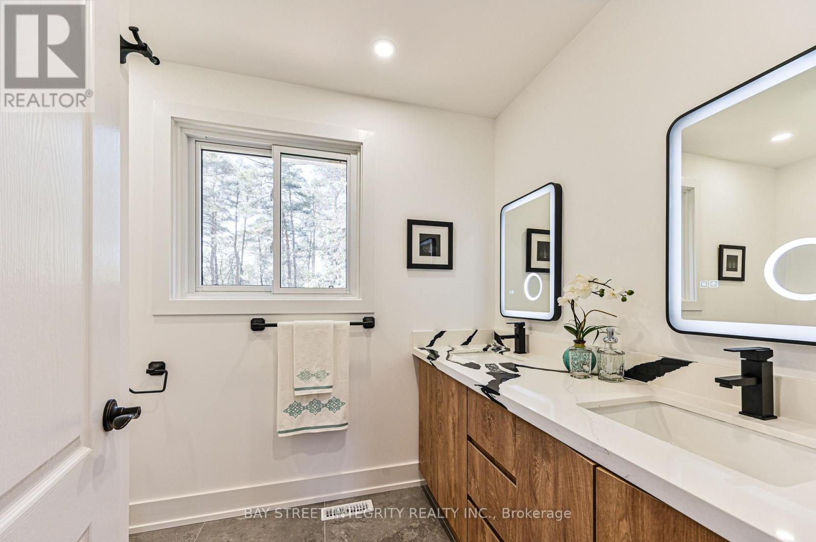 133 Coons Road, Richmond Hill, Ontario  L4E 2M9 - Photo 25 - N13013846