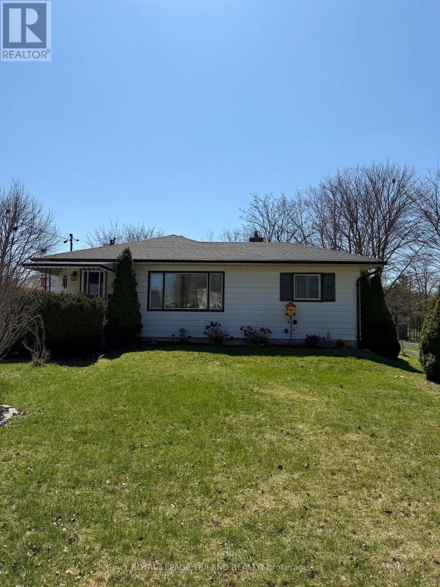 102 STEELE STREET, St. Thomas, Ontario