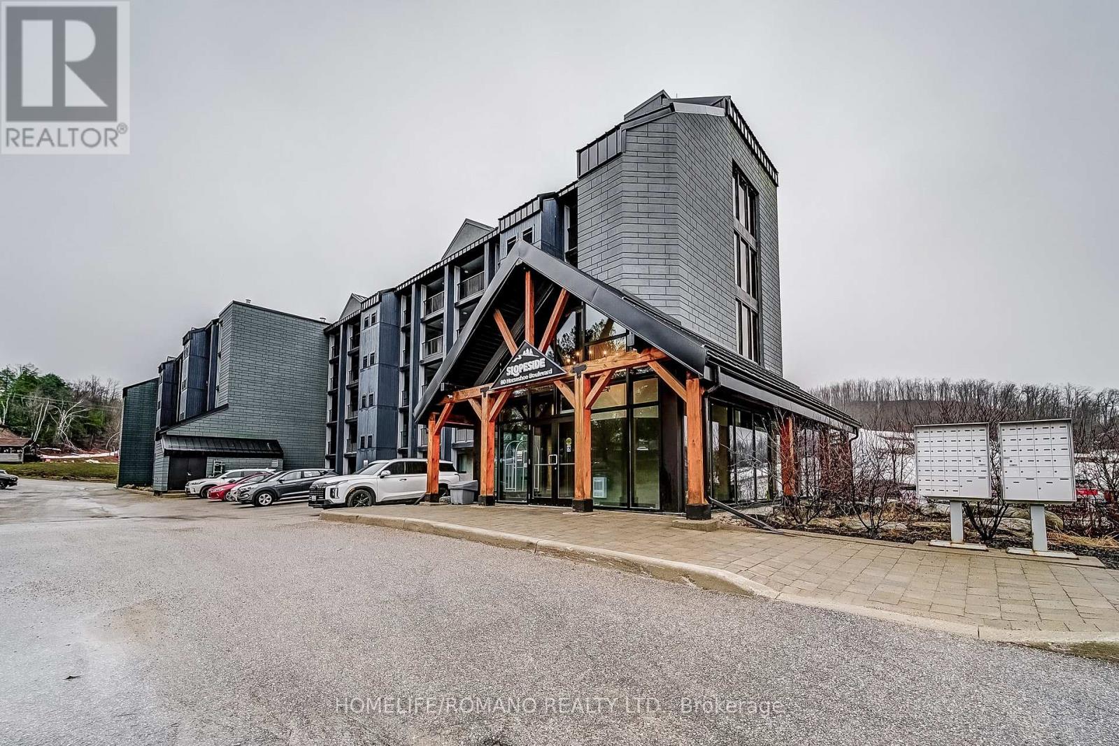 305 - 80 Horseshoe Boulevard, Oro-Medonte, Ontario  L4M 4Y8 - Photo 1 - S13013784