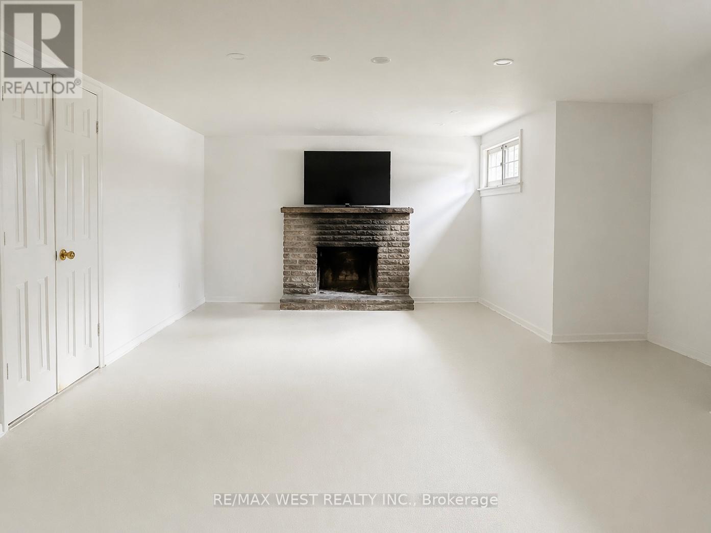 3 Glenroy Avenue, Toronto, Ontario  M8Y 2L9 - Photo 17 - W13006004