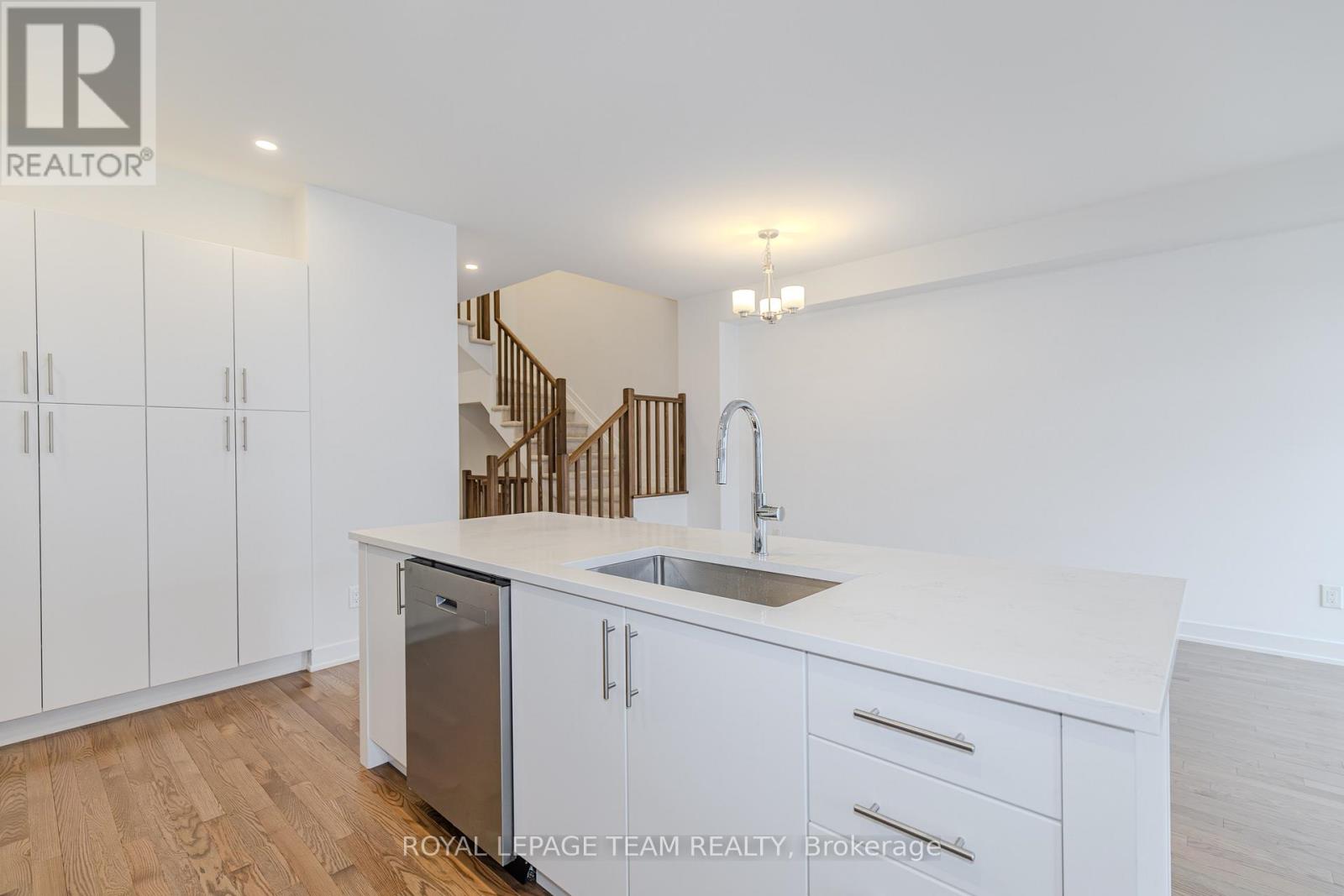 867 Anciano Crescent, Ottawa, Ontario  K2S 2R8 - Photo 19 - X12912326