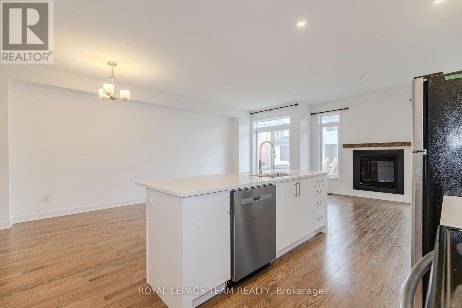 867 Anciano Crescent, Ottawa, Ontario  K2S 2R8 - Photo 22 - X12912326