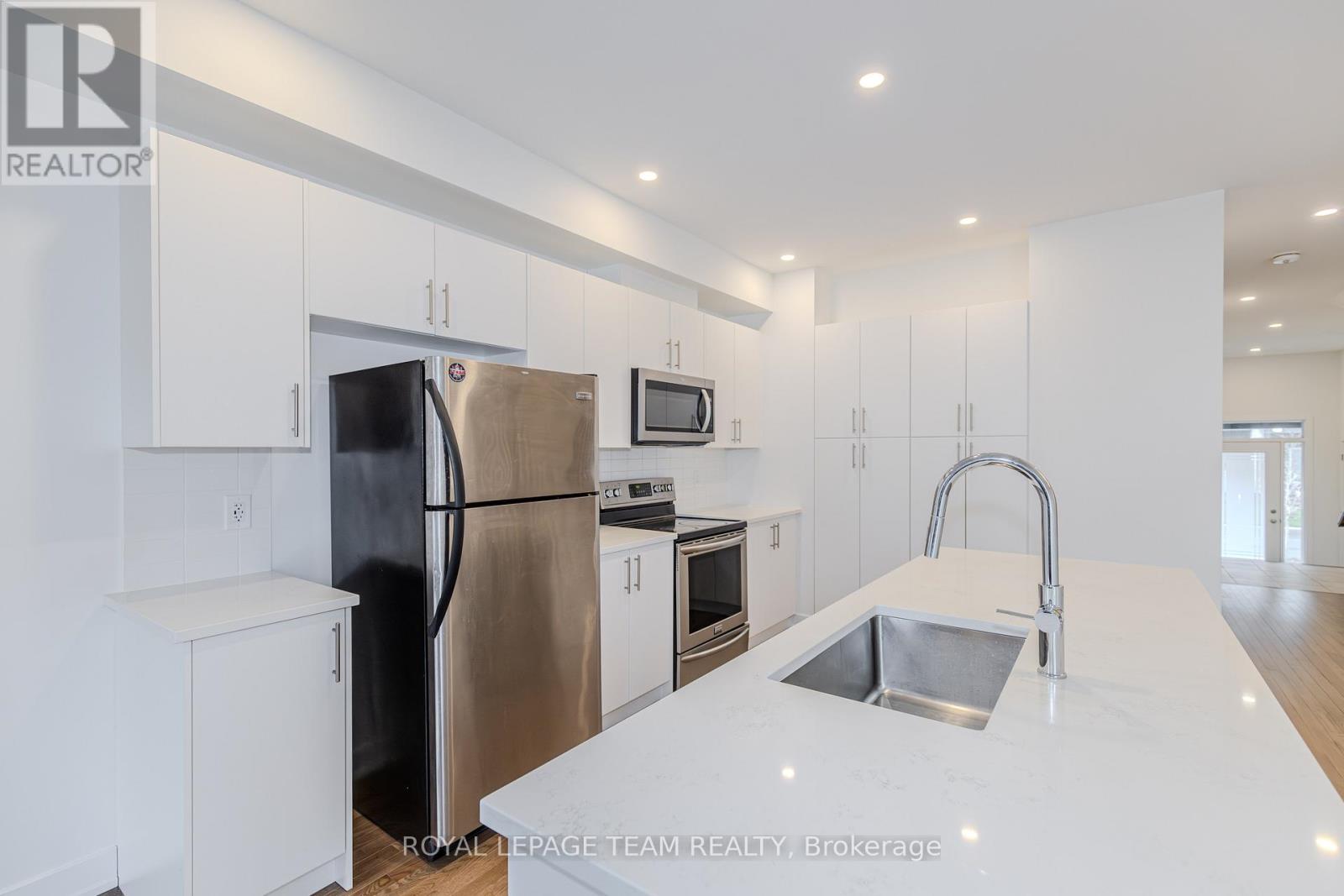 867 Anciano Crescent, Ottawa, Ontario  K2S 2R8 - Photo 18 - X12912326