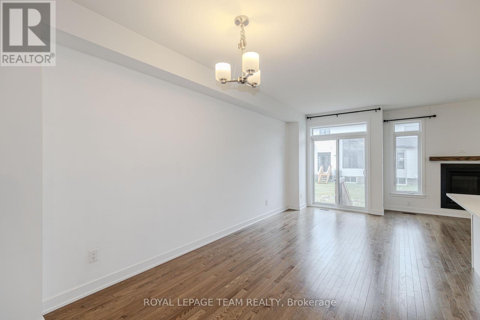 867 Anciano Crescent, Ottawa, Ontario  K2S 2R8 - Photo 11 - X12912326