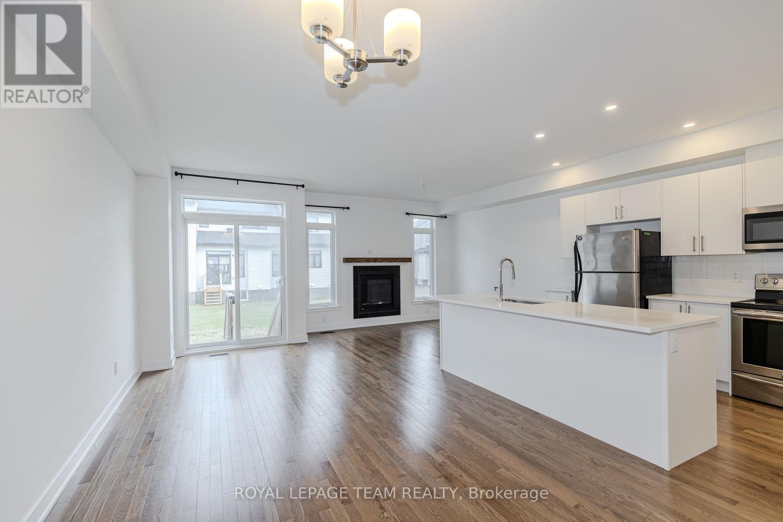 867 Anciano Crescent, Ottawa, Ontario  K2S 2R8 - Photo 14 - X12912326