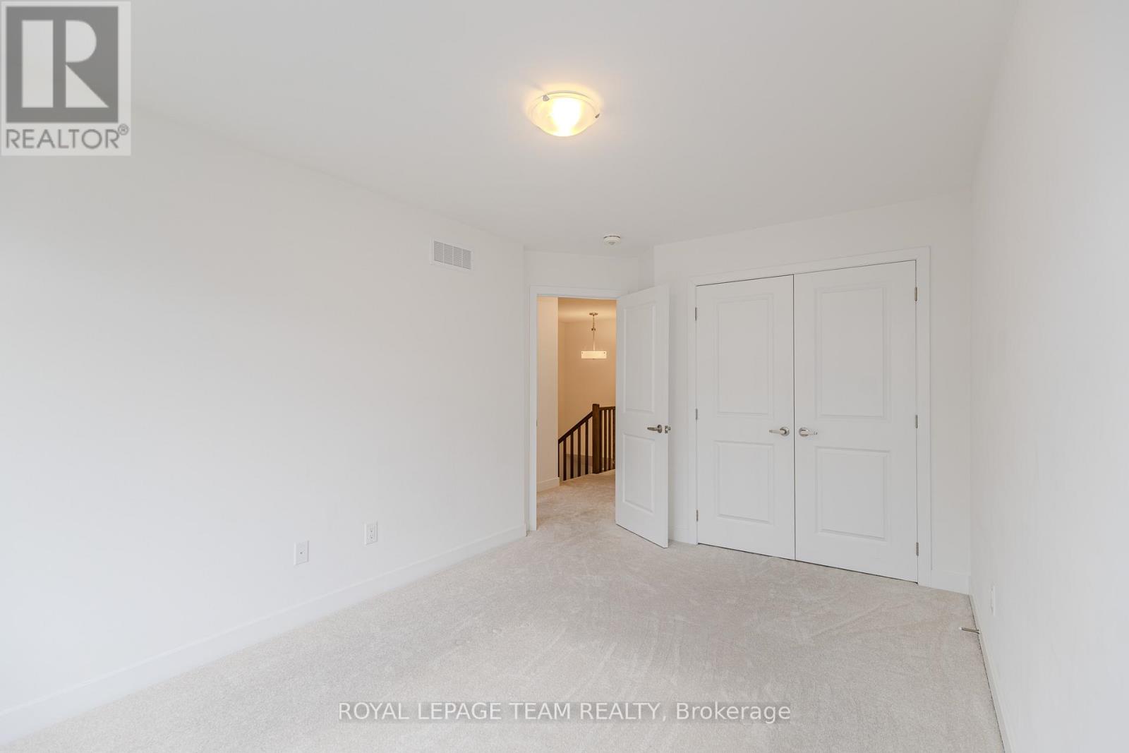 867 Anciano Crescent, Ottawa, Ontario  K2S 2R8 - Photo 39 - X12912326