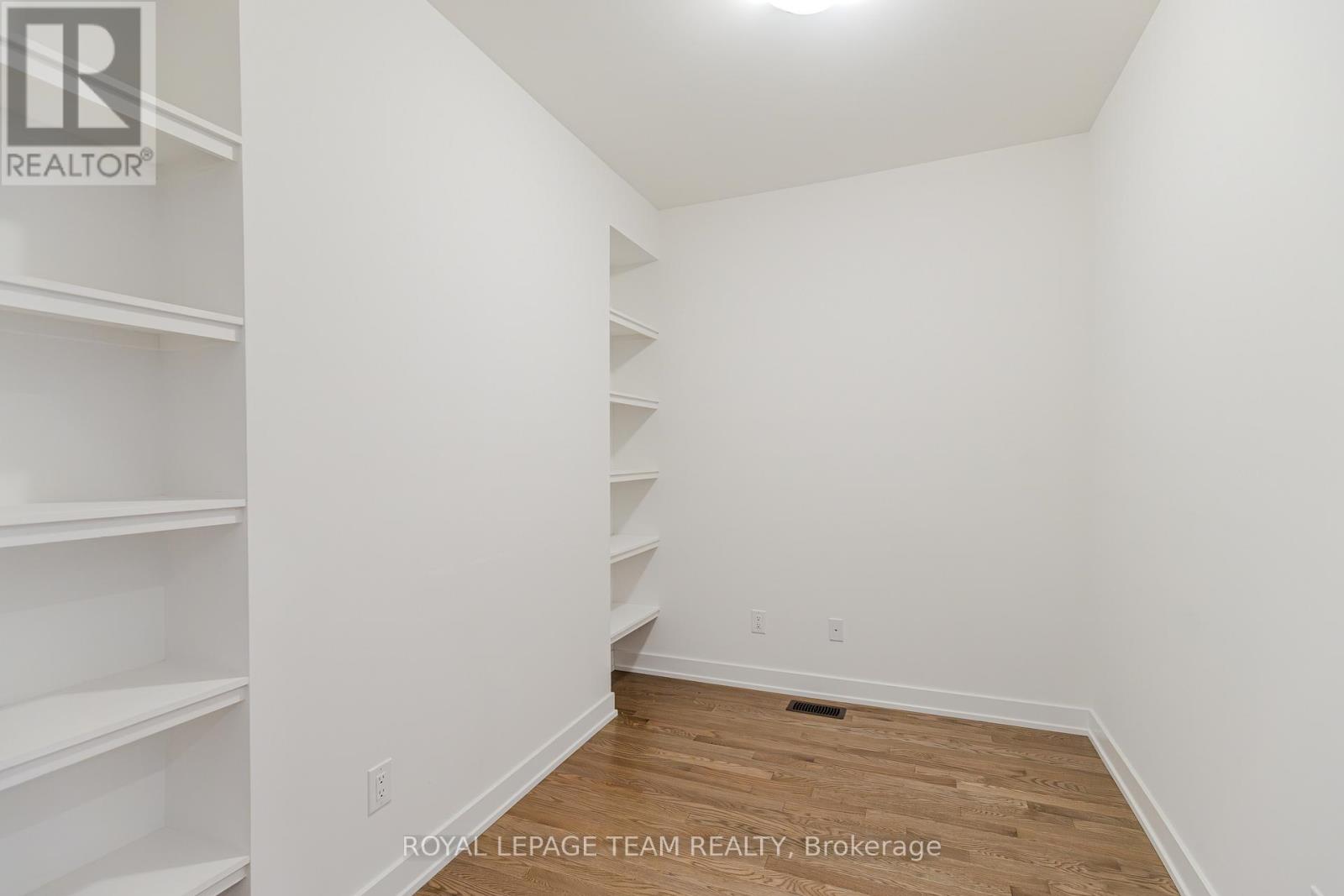 867 Anciano Crescent, Ottawa, Ontario  K2S 2R8 - Photo 9 - X12912326