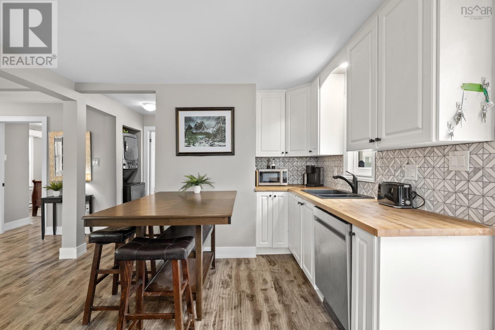 2793 Connolly Street, Halifax, Nova Scotia  B3L 3N1 - Photo 5 - 202524575