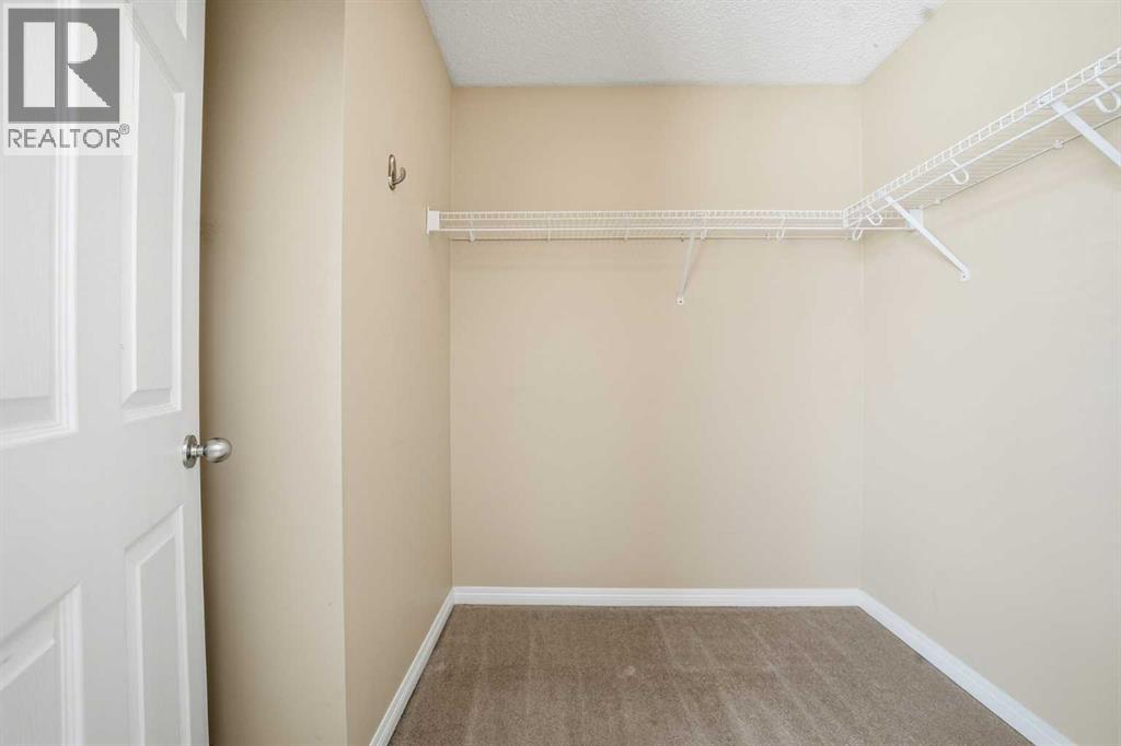 155 Cimarron Grove Circle, Okotoks, Alberta  T1S 2M1 - Photo 24 - A2274025