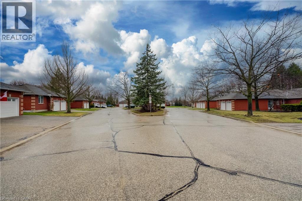 85 Beasley Crescent Unit# 19, Cambridge, Ontario  N1T 1P5 - Photo 48 - 40815103