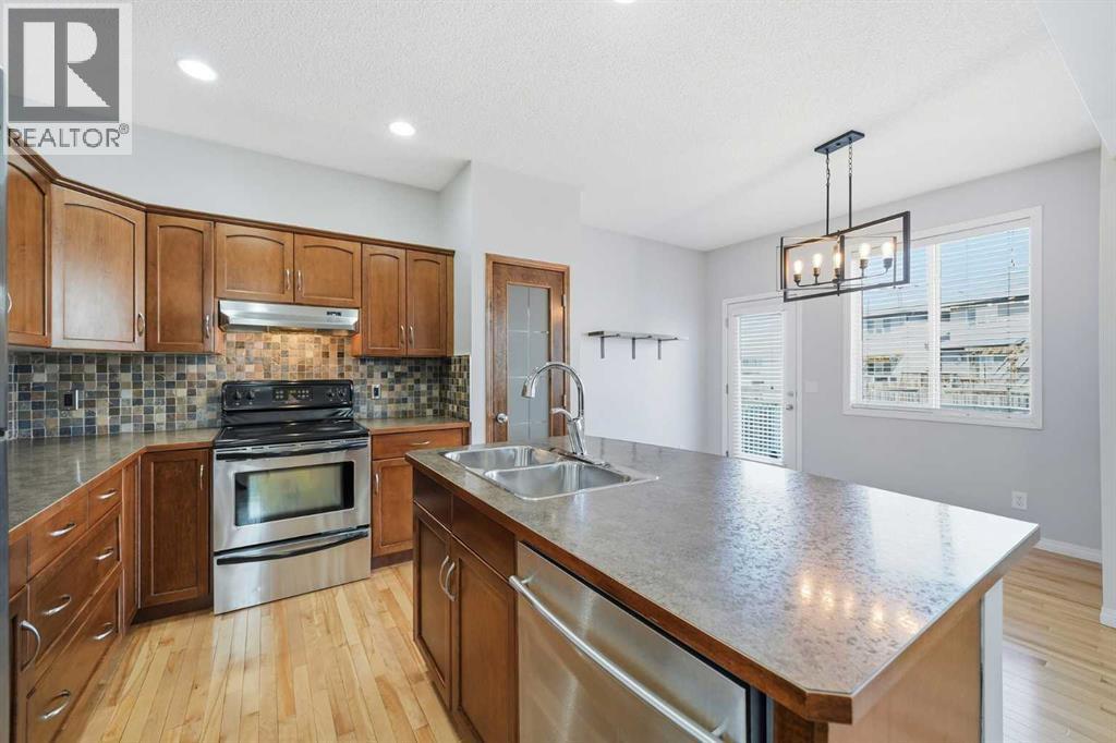 155 Cimarron Grove Circle, Okotoks, Alberta  T1S 2M1 - Photo 17 - A2274025