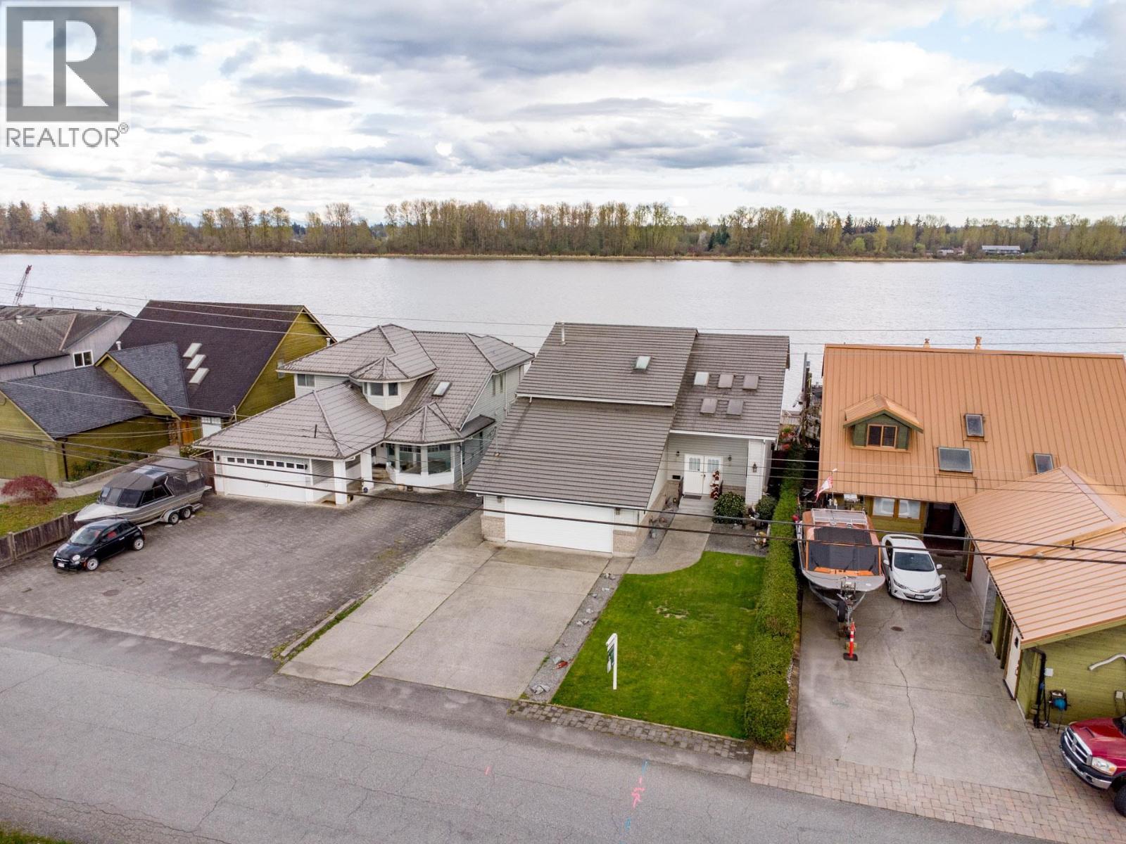 20346 Wharf Street, Maple Ridge, British Columbia  V2X 1Z3 - Photo 6 - R3110255