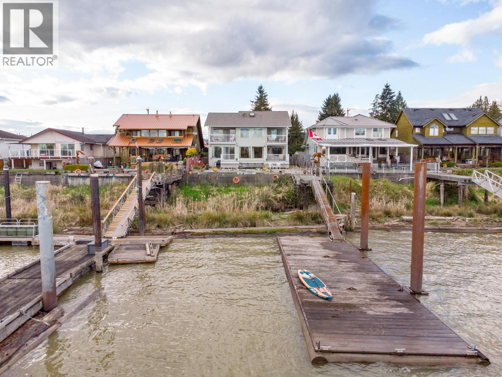 20346 Wharf Street, Maple Ridge, British Columbia  V2X 1Z3 - Photo 4 - R3110255