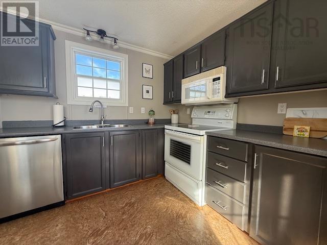 168 Hilltop Drive, Lower Sackville, Nova Scotia  B4C 2P5 - Photo 9 - 202603513