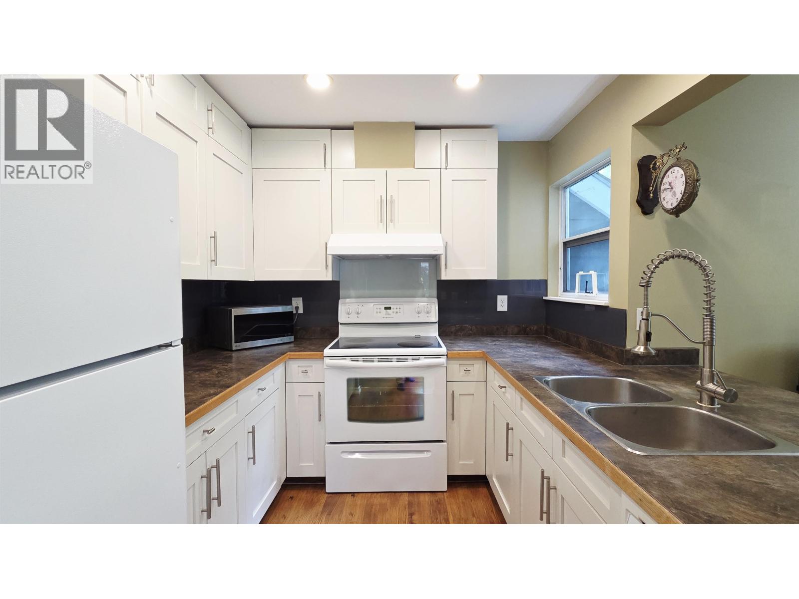 13 9000 Ash Grove Crescent, Burnaby, British Columbia  V5A 4L7 - Photo 11 - R3108866