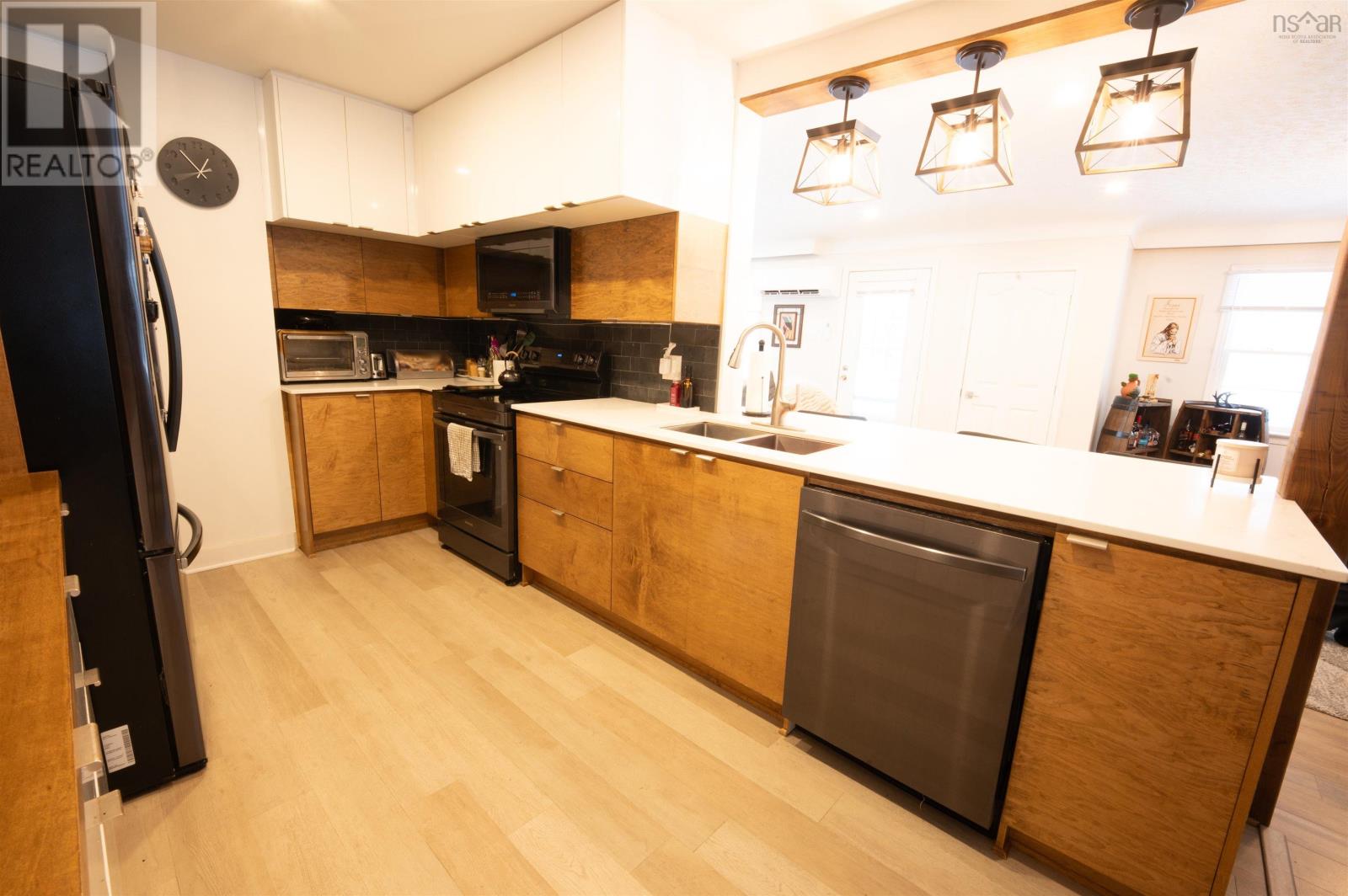 26 Terence Bay Road, Whites Lake, Nova Scotia  B3T 1W4 - Photo 5 - 202604820