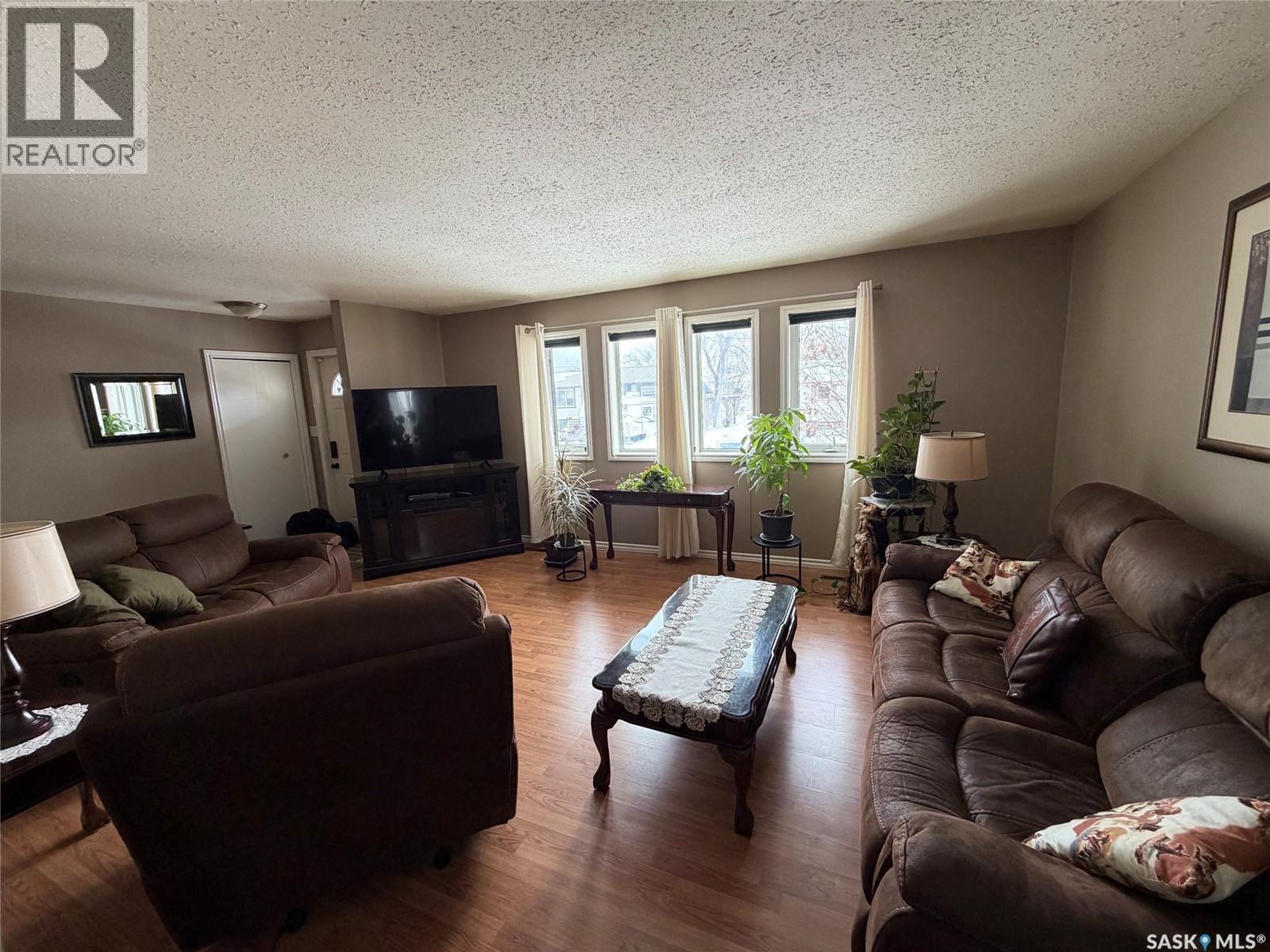 125 2nd Street E, Spiritwood, Saskatchewan  S0J 2M0 - Photo 3 - SK033173