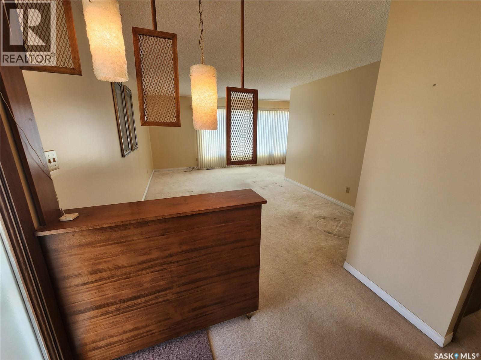 503 1st Avenue E, Lampman, Saskatchewan  S0C 1N0 - Photo 22 - SK033112