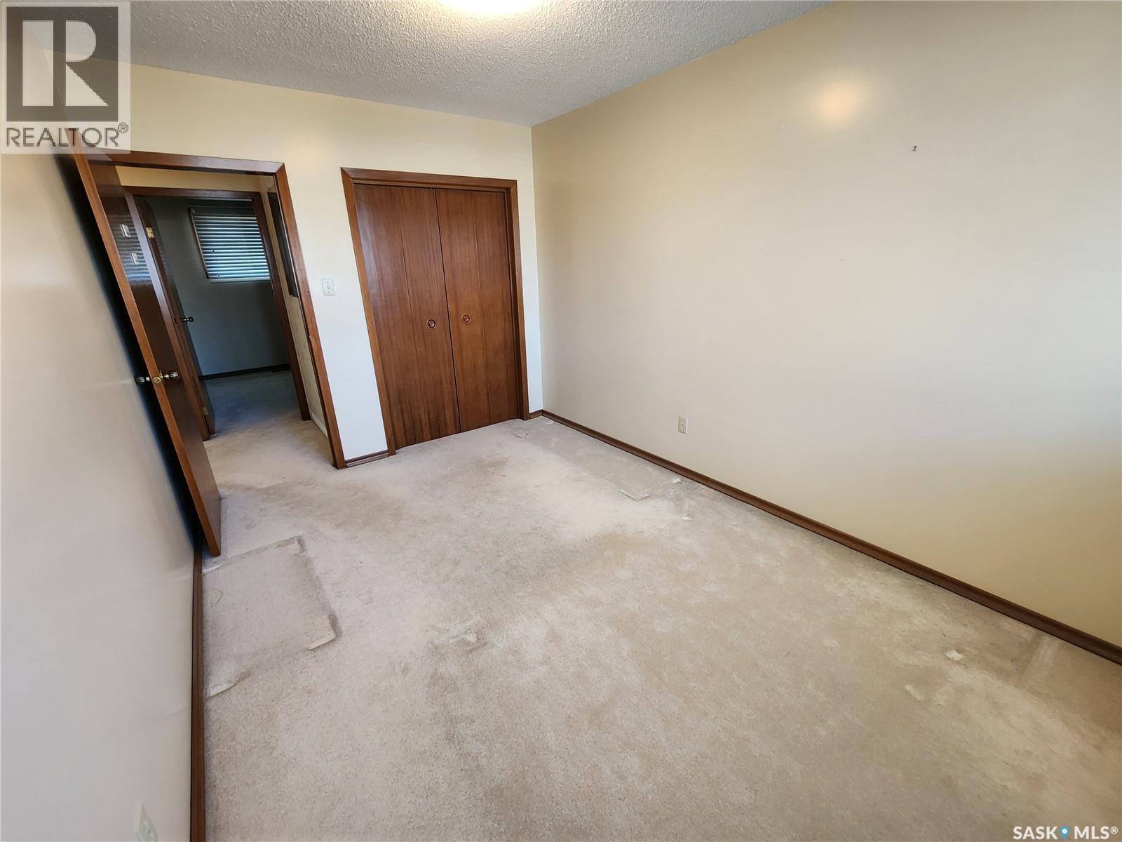 503 1st Avenue E, Lampman, Saskatchewan  S0C 1N0 - Photo 25 - SK033112