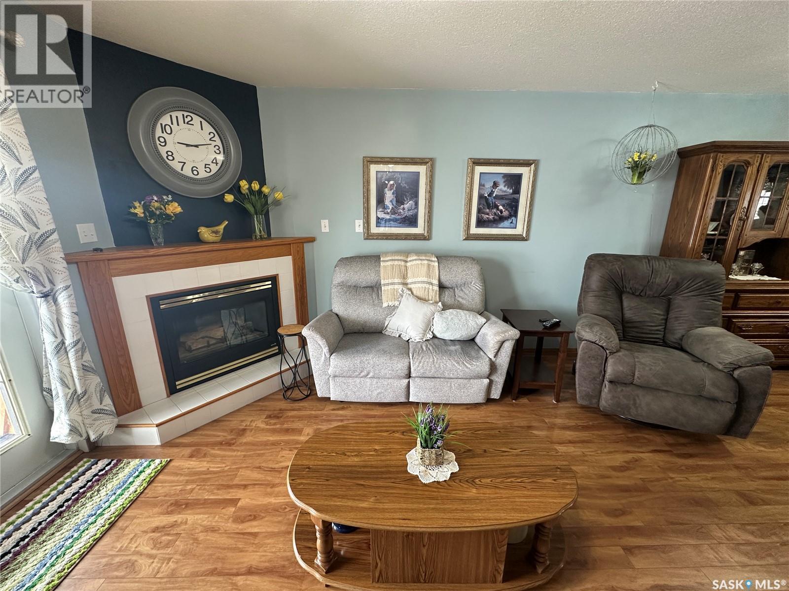 2011 A 96th Street, Tisdale, Saskatchewan  S0E 1T0 - Photo 13 - SK033094