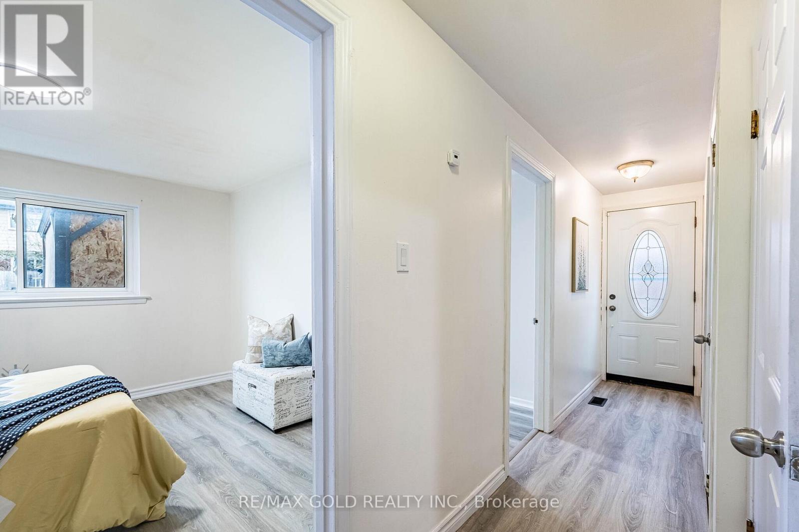 52 Garfield Crescent, Brampton, Ontario  L6V 1V8 - Photo 11 - W13013564