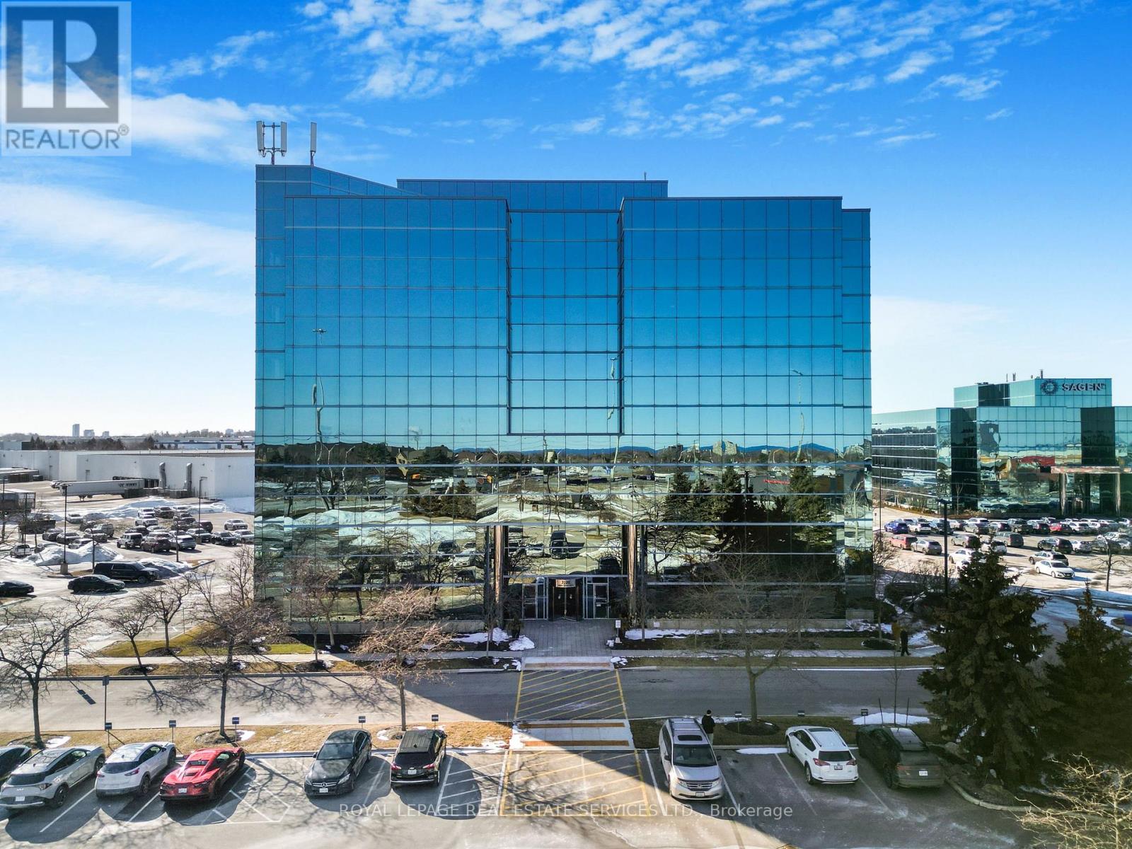 200 - 2020 Winston Park Drive, Oakville, Ontario  L6H 6X7 - Photo 5 - W13013588