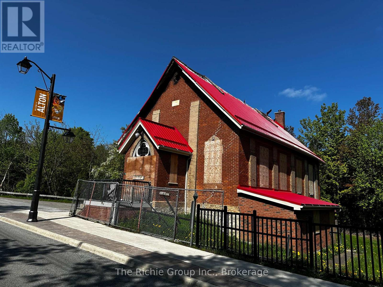 1532 Queen Street, Caledon, Ontario  L7K 0C2 - Photo 6 - W13013694