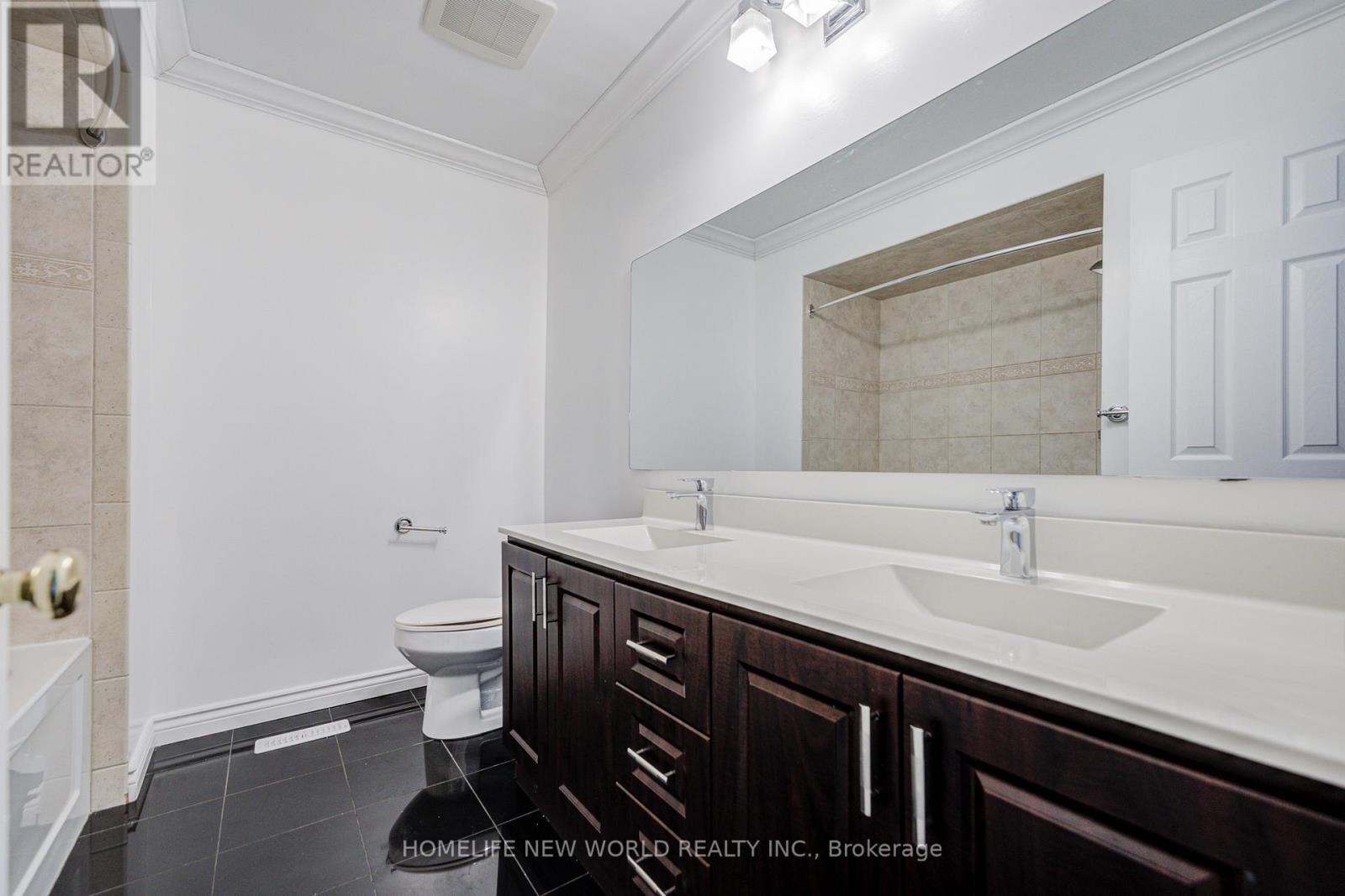 5073 Guildwood Way, Mississauga, Ontario  L5R 2R7 - Photo 33 - W13013732