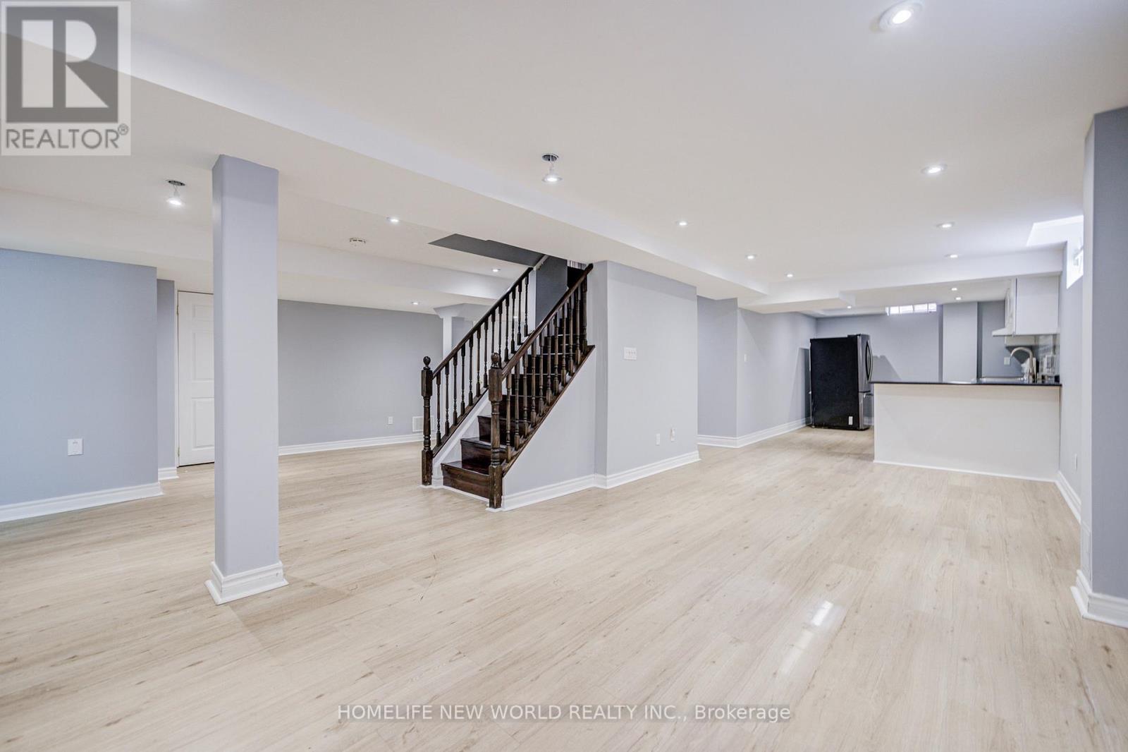 5073 Guildwood Way, Mississauga, Ontario  L5R 2R7 - Photo 36 - W13013732