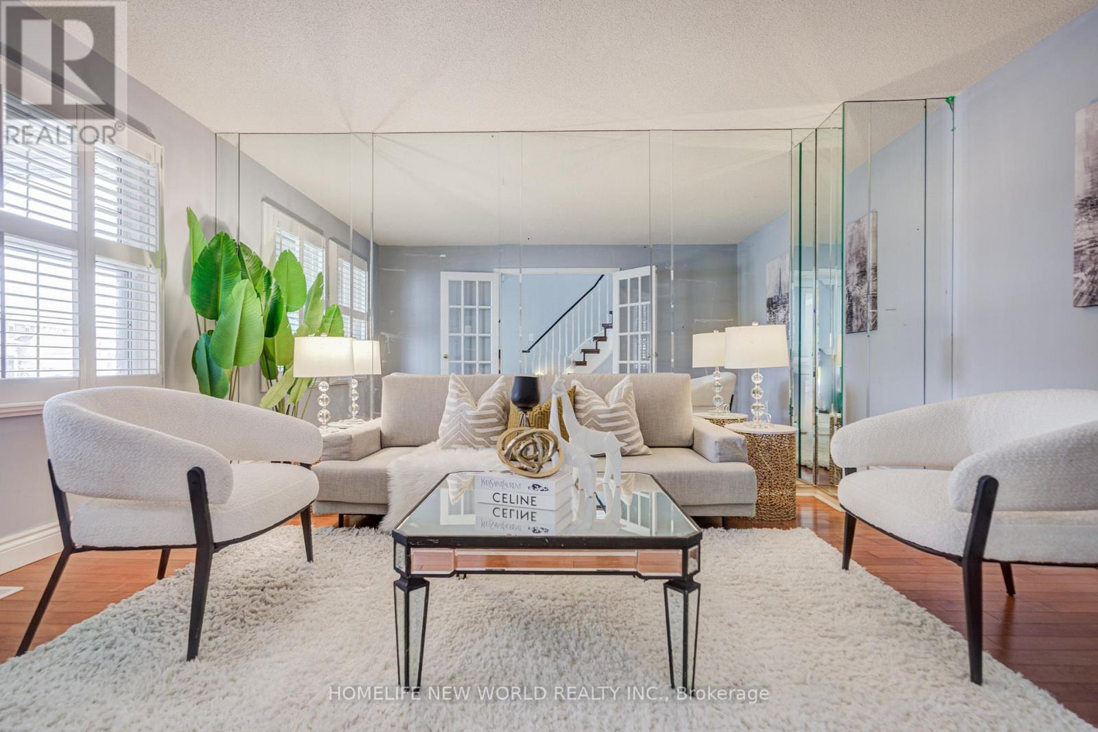 5073 Guildwood Way, Mississauga, Ontario  L5R 2R7 - Photo 4 - W13013732