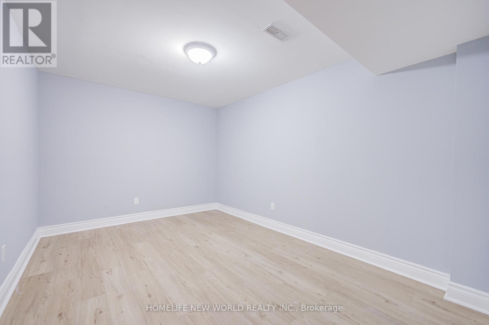 5073 Guildwood Way, Mississauga, Ontario  L5R 2R7 - Photo 42 - W13013732