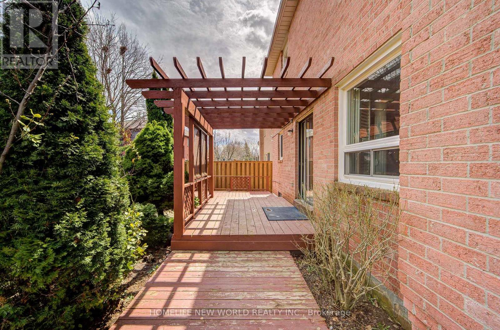 5073 Guildwood Way, Mississauga, Ontario  L5R 2R7 - Photo 43 - W13013732