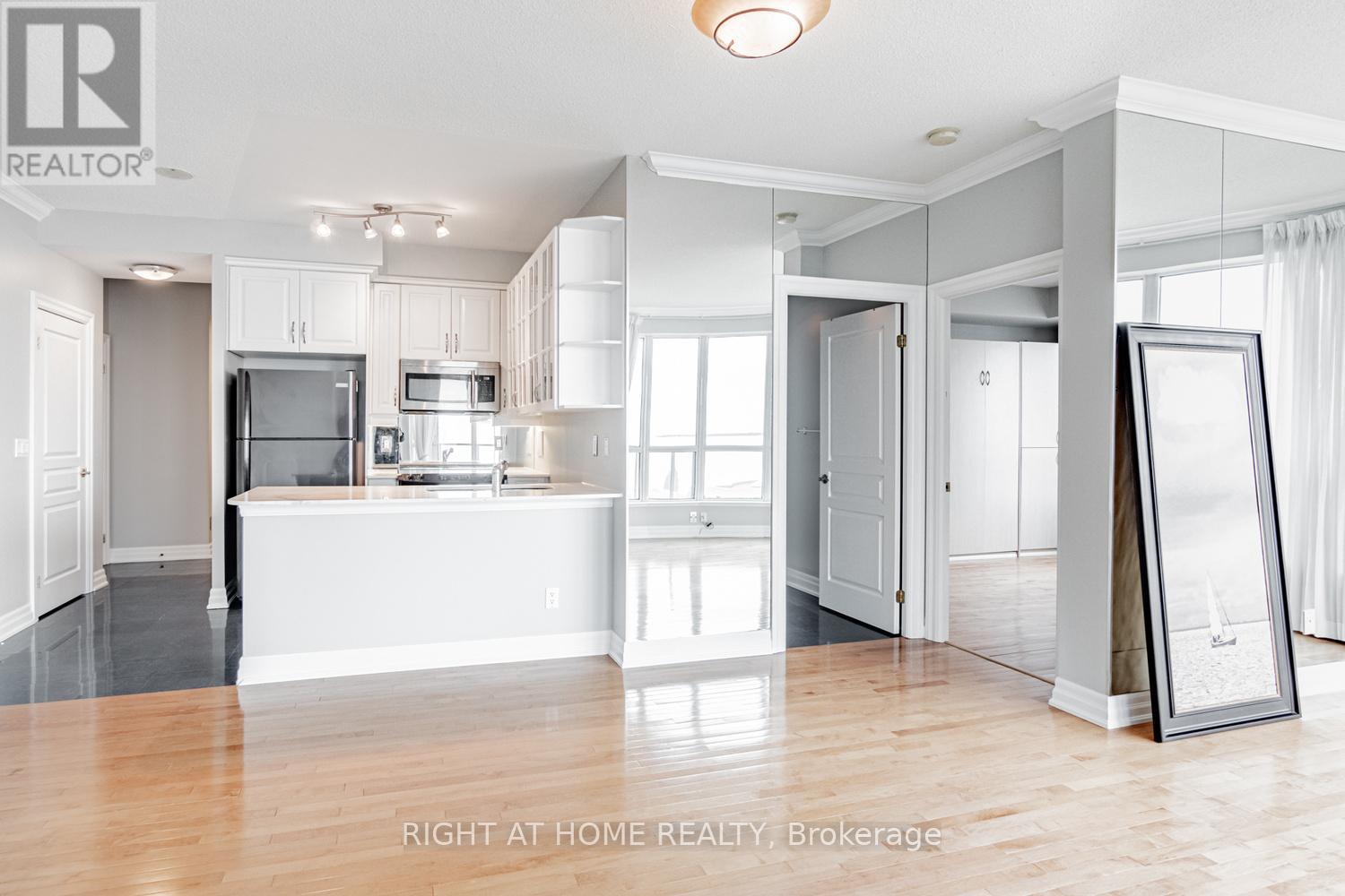 1503 - 2087 Lake Shore Boulevard W, Toronto, Ontario  M8V 4G3 - Photo 11 - W13013742