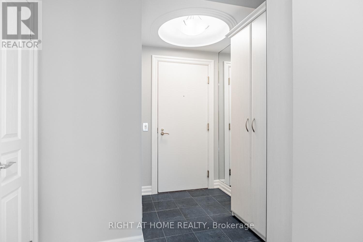 1503 - 2087 Lake Shore Boulevard W, Toronto, Ontario  M8V 4G3 - Photo 4 - W13013742