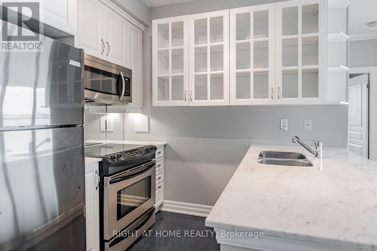 1503 - 2087 Lake Shore Boulevard W, Toronto, Ontario  M8V 4G3 - Photo 7 - W13013742