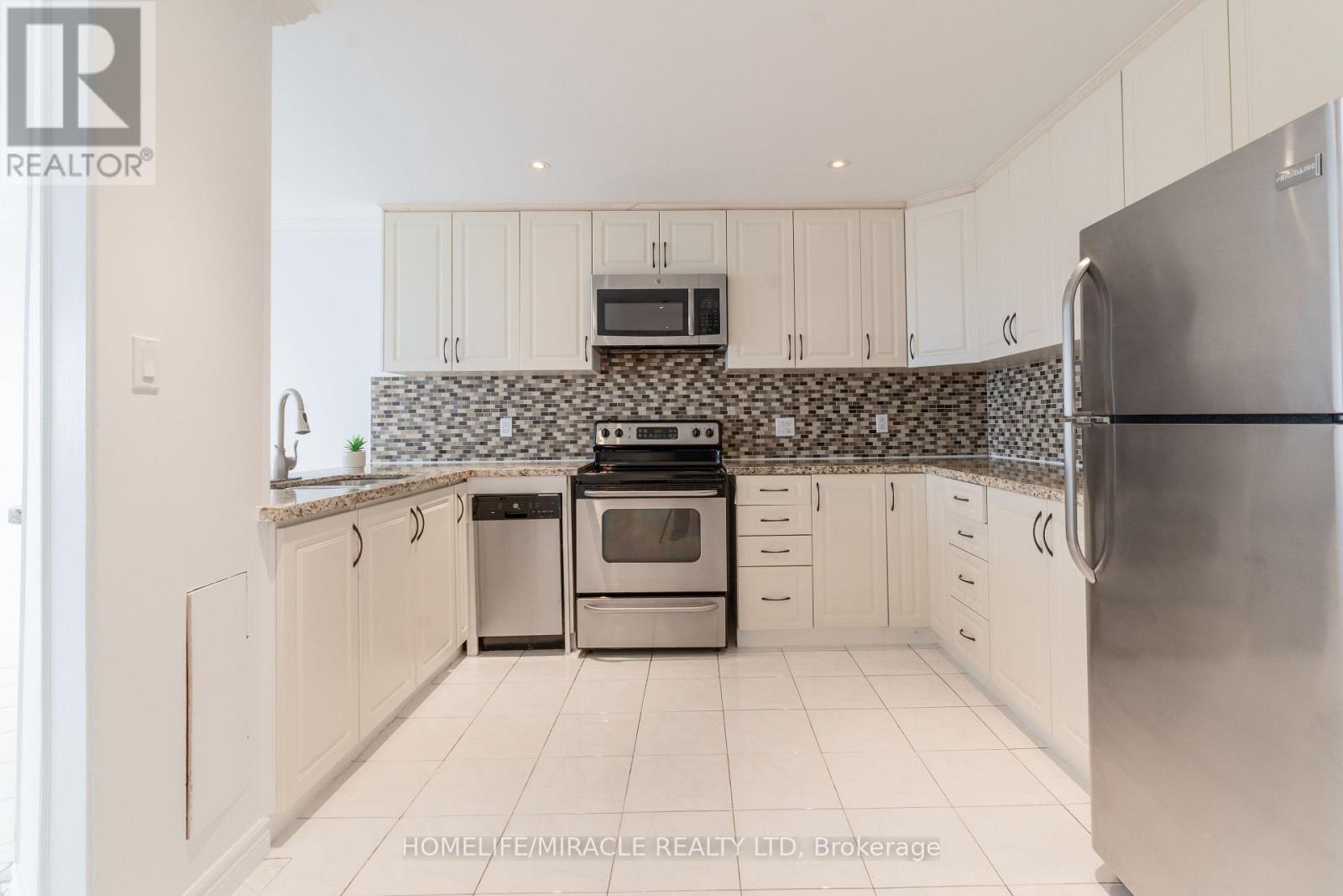 2203 - 234 Albion Road, Toronto, Ontario  M9W 6A5 - Photo 2 - W13013758